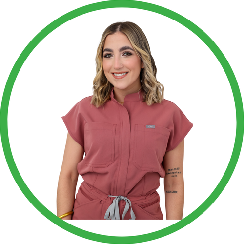 Carolina, Receptionist, Rodríguez Vega Dental